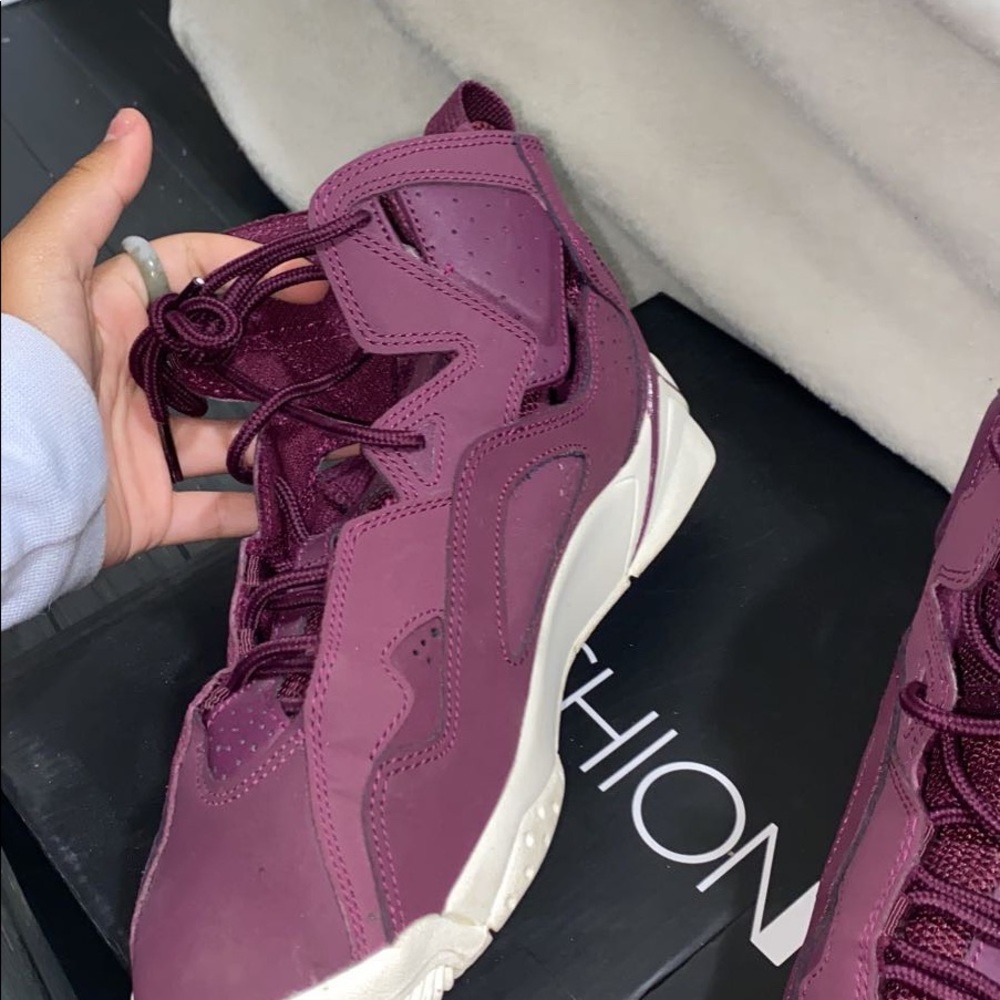 Purple True Flights